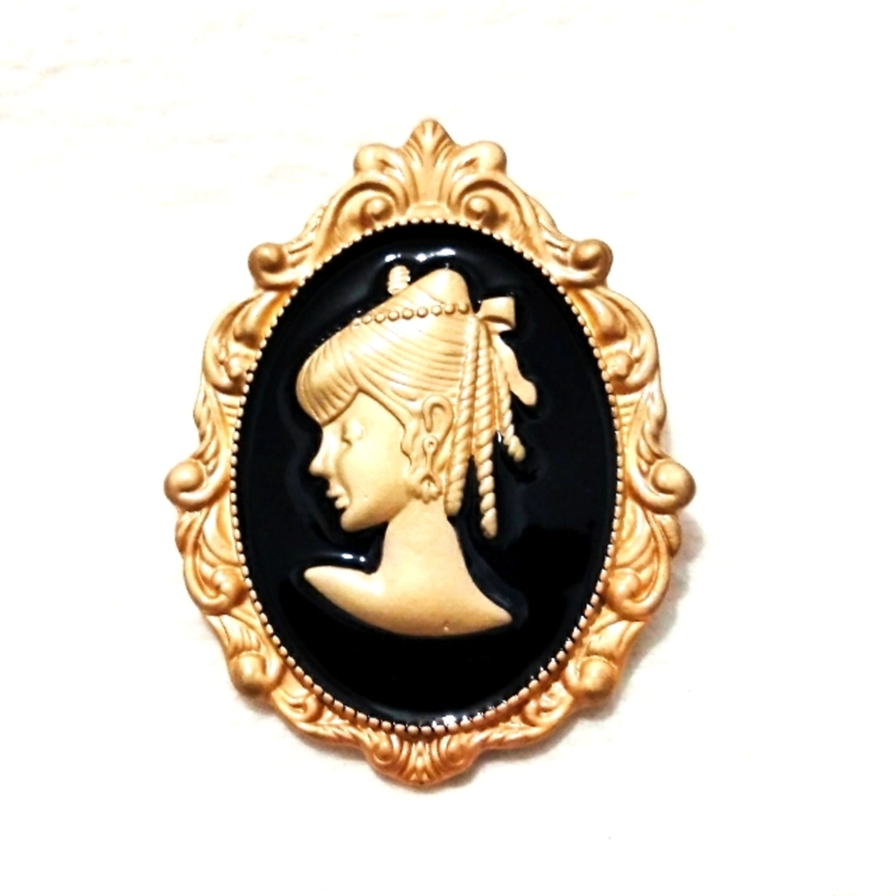 Cameo Brooch